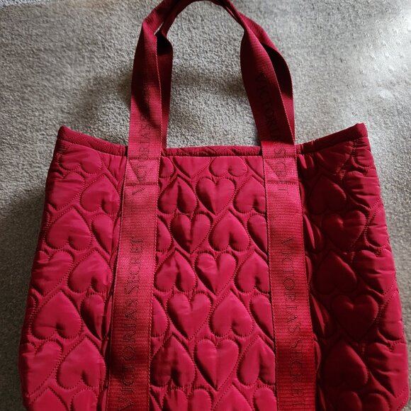 VS Quilted Puffer Tote - Picture 8 of 10